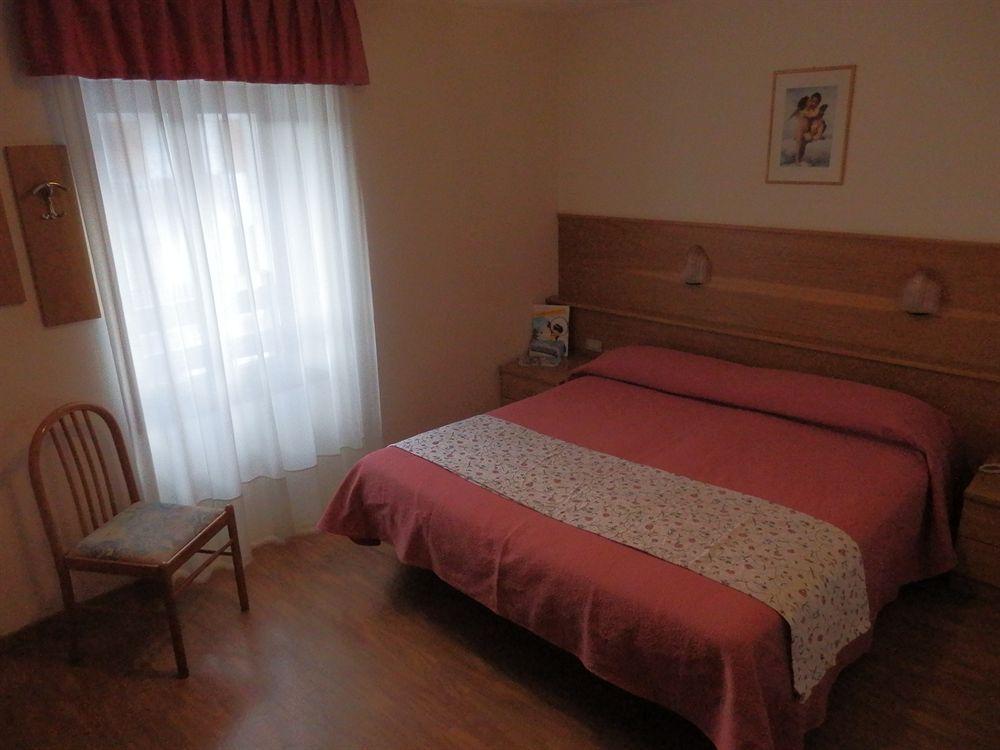 Hotel Due Spade Folgaria Luaran gambar