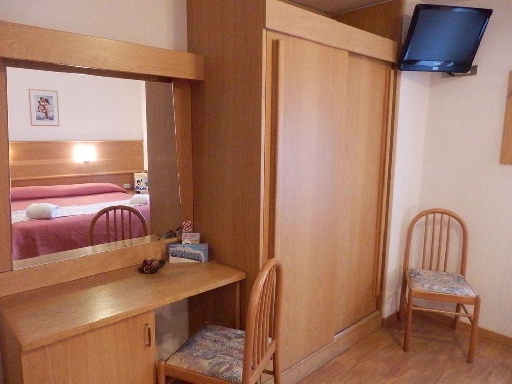 Hotel Due Spade Folgaria Luaran gambar