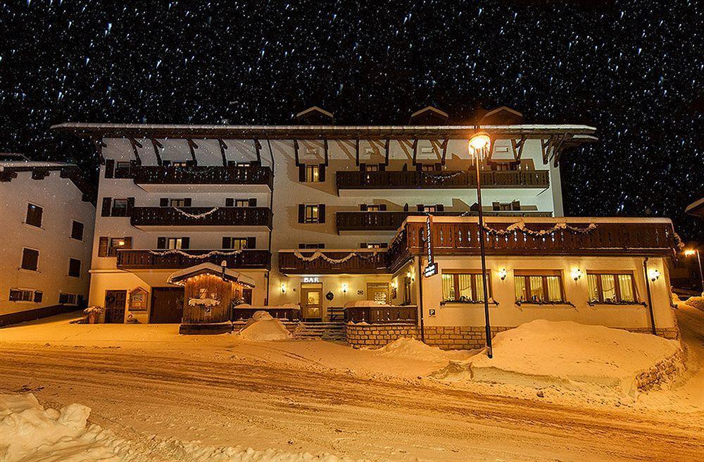 Hotel Due Spade Folgaria Luaran gambar
