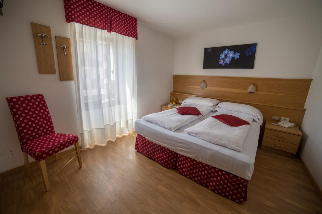 Hotel Due Spade Folgaria Luaran gambar